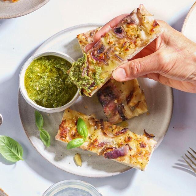 Dell'Ugo Goats Cheese & Red Onion Focaccia   205g - McGrocer