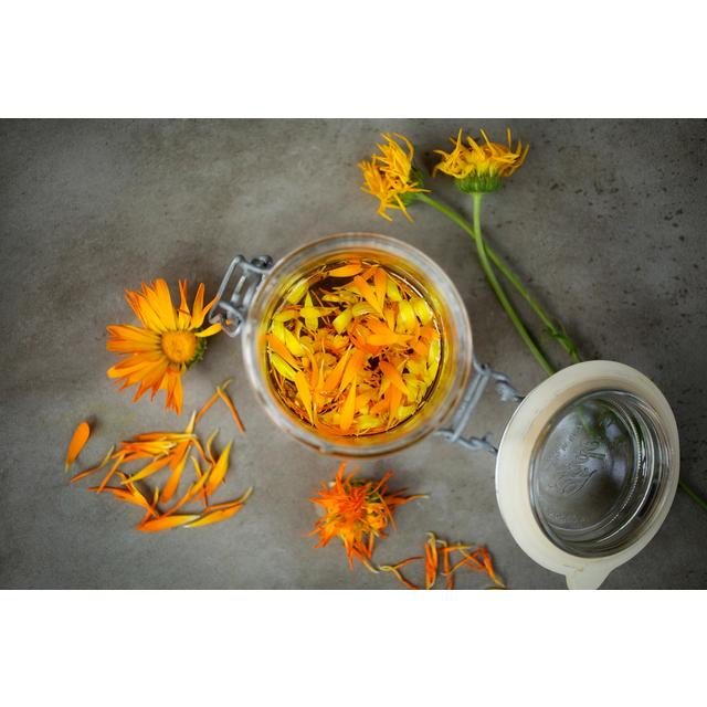 Weleda Baby Calendula Vegan Oil 200ml GOODS M&S