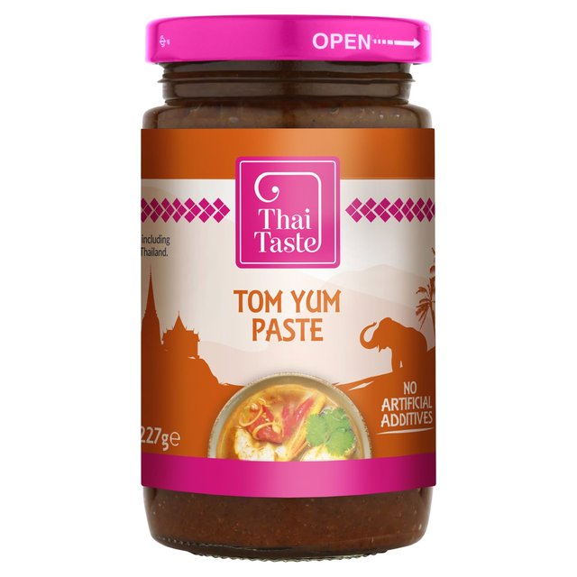 Thai Taste Tom Yum Paste 227g GOODS M&S