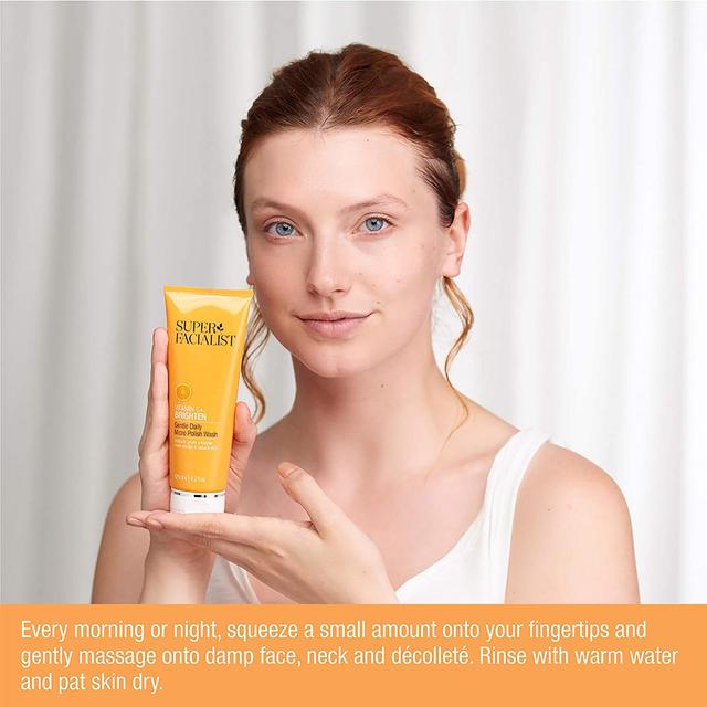 Super Facialist Vitamin C Polishing Face Wash 125ml GOODS M&S