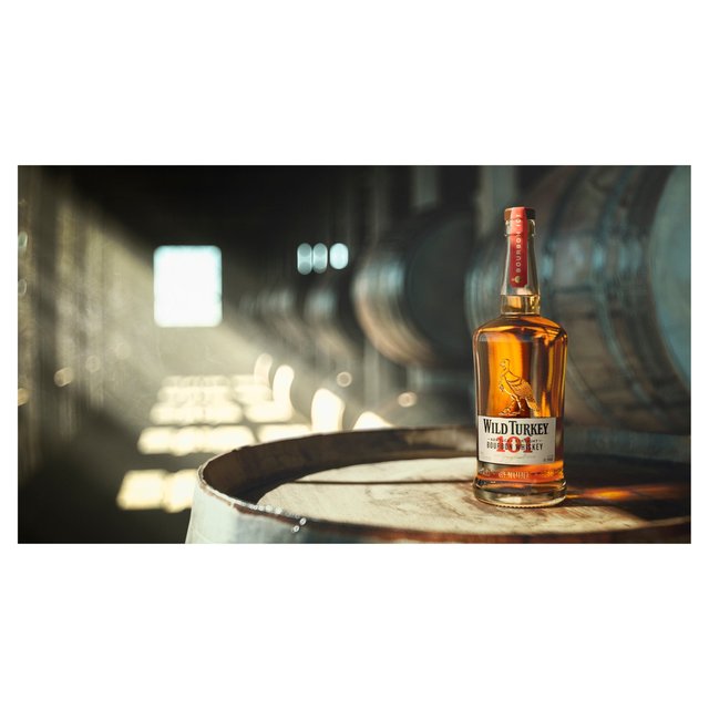 Wild Turkey 101 Kentucky Bourbon Whiskey - Perfect for an Old Fashioned   70cl GOODS M&S