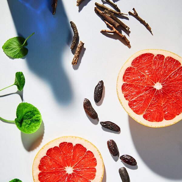 Versace Dylan Blue Eau de Toilette 30ml Vapo GOODS Superdrug