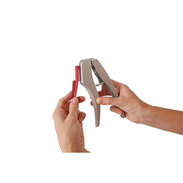 Zyliss Susi 3 Garlic Press Silver GOODS M&S