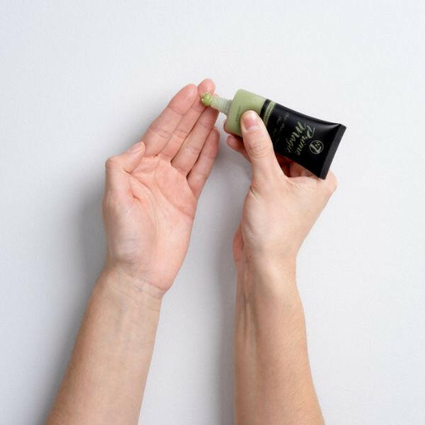 W7 Prime Magic Primer - Green 30g GOODS Superdrug