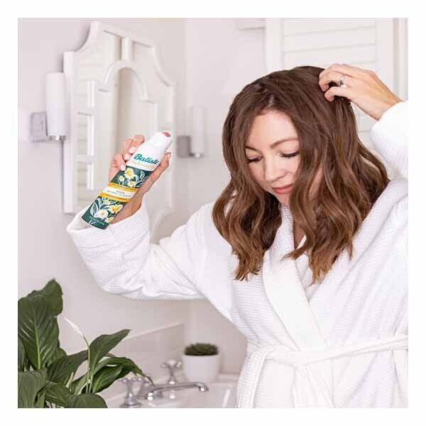 Batiste Naturally - Green Tea & Chamomile 200Ml - McGrocer