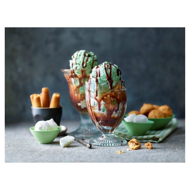 Carnation Chocolate Drizzle Bottle 450g