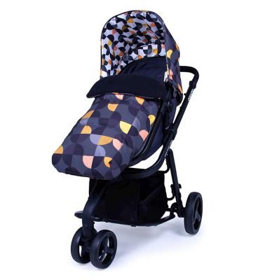 Cosatto Giggle Mix Travel System with Hold Car Seat Bundle Debut