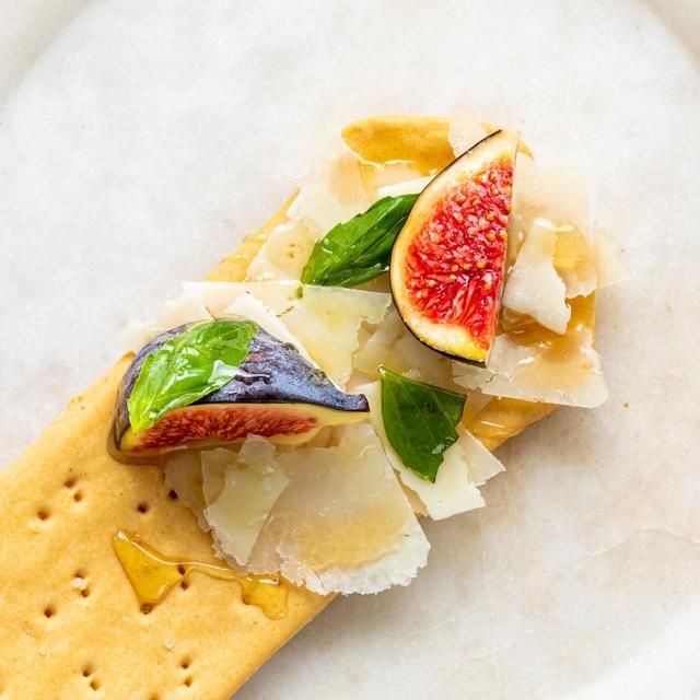 Crosta & Mollica Classic Linguette Flatbreads 150g