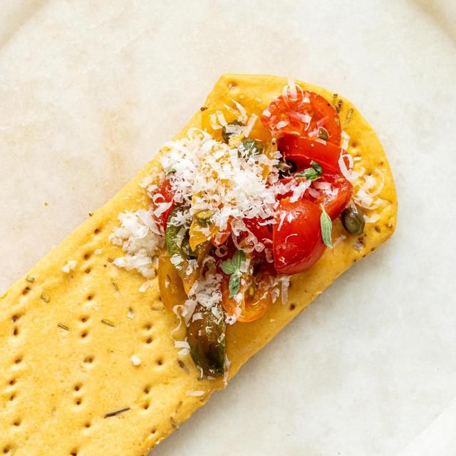 Crosta & Mollica Rosemary Linguette Flatbreads 150g