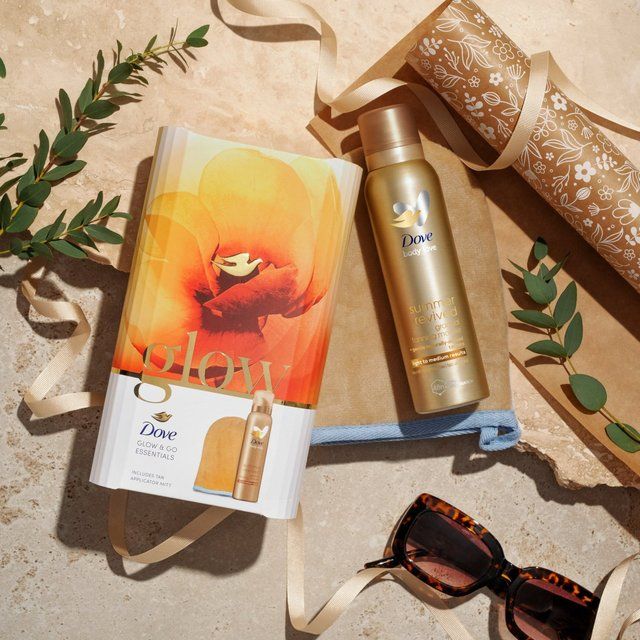 Dove Glow & Go Self-Tan Essentials Gift Set