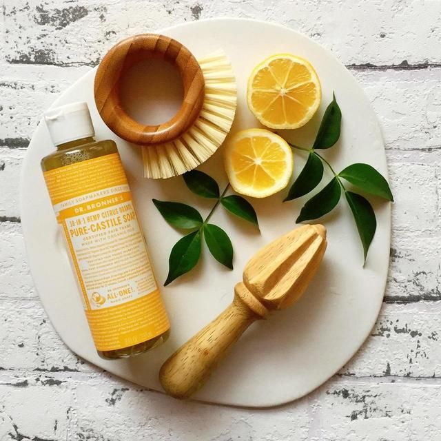 Dr. Bronner's Tea Tree Organic Multi-Purpose Castile Liquid Soap 945ml