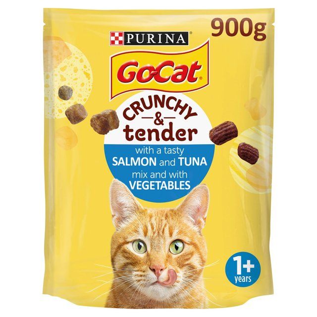 Go-Cat Crunchy & Tender Salmon and Tuna Dry Cat Food 900g