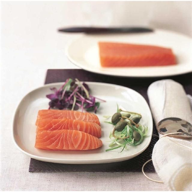 H. Forman & Son Royal Smoked Salmon Fillet   200g