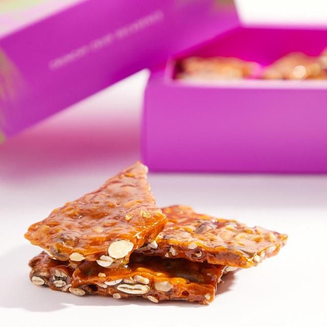 Harvey Nichols Sunflower & Pumpkinseed Brittle   125g