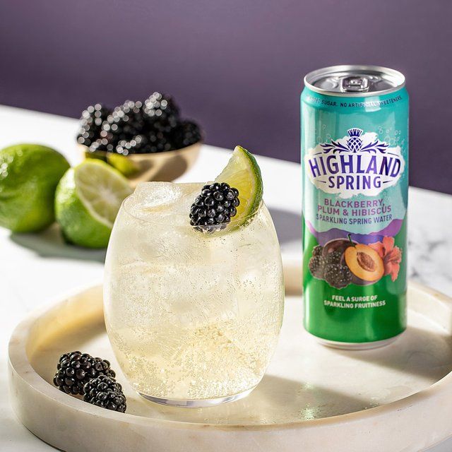 Highland Spring Sparkling Water Blackberry Plum & Hibiscus 4 x 330ml