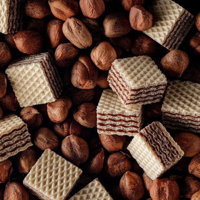 Loacker Hazelnut Napolitaner Quadratini Wafers 125g