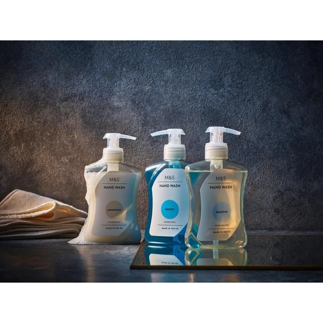 M&S Sensitive Hand Wash 250ml