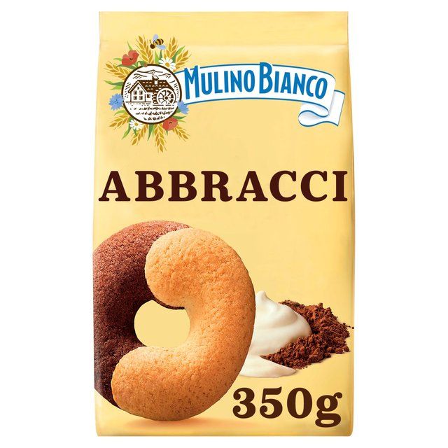 Mulino Bianco Abbracci Biscuits with Chocolate and Fresh Cream   350g