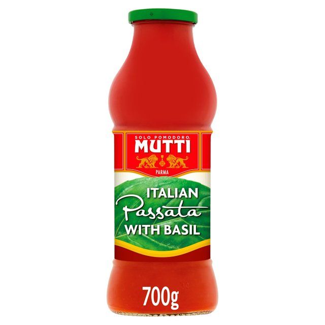 Mutti Passata with Basil 700g