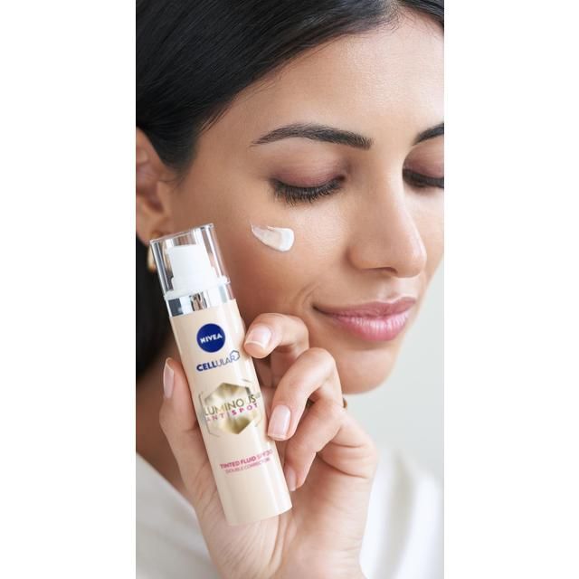 NIVEA Cellular Luminous 630 Tinted Day Fluid SPF 20 Double Corrector 50ml