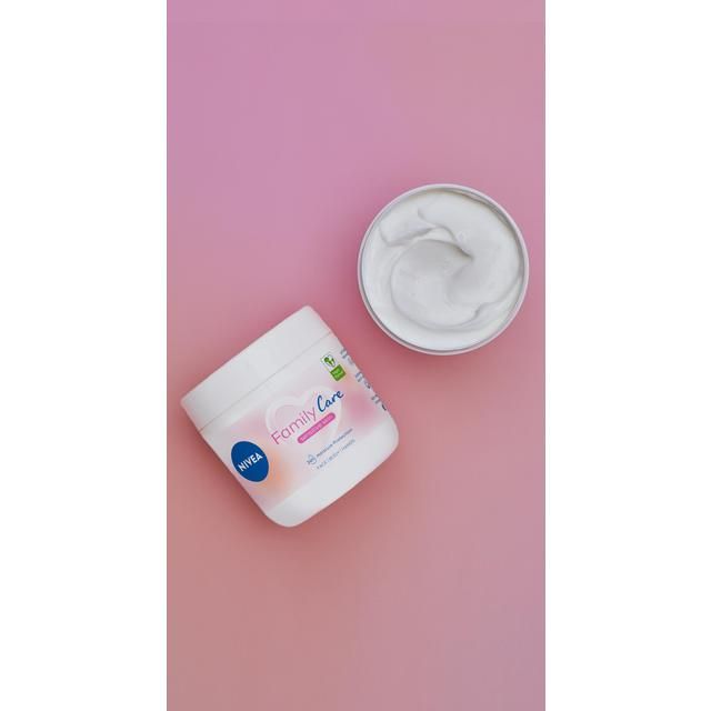 NIVEA Family Care Sensitive Moisturising Cream   450ml
