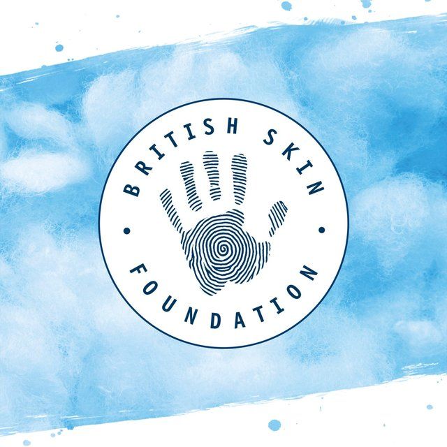 Persil Laundry Washing Liquid Detergent Non Bio 53 Washes 1.431L