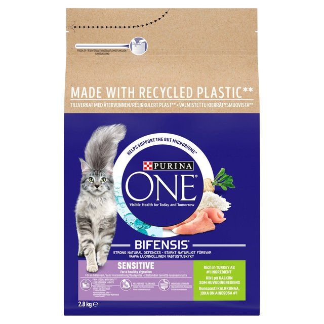 Purina ONE Sensitive Dry Cat Food Turkey and Rice 2.8kg
