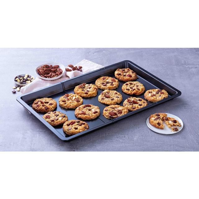 Pyrex Extendable Baking & Oven Tray 34-49cm by 30cm
