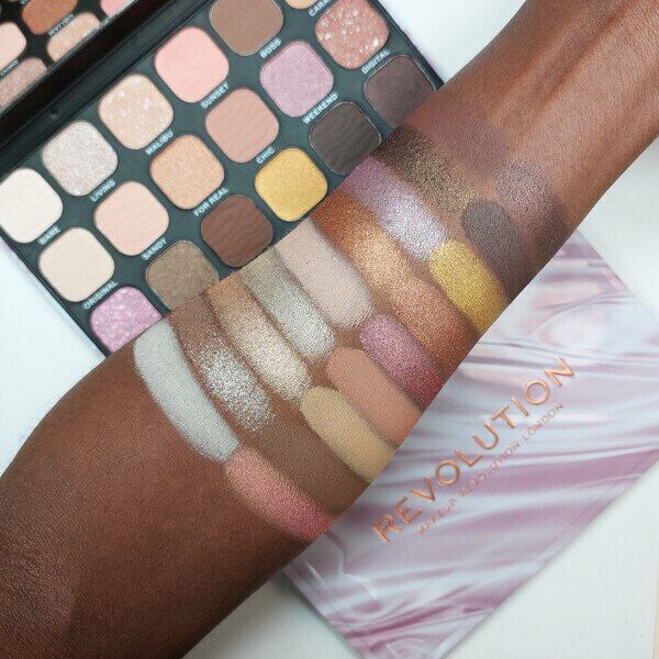 Revolution Forever Flawless Shadow Palette Nude Silk