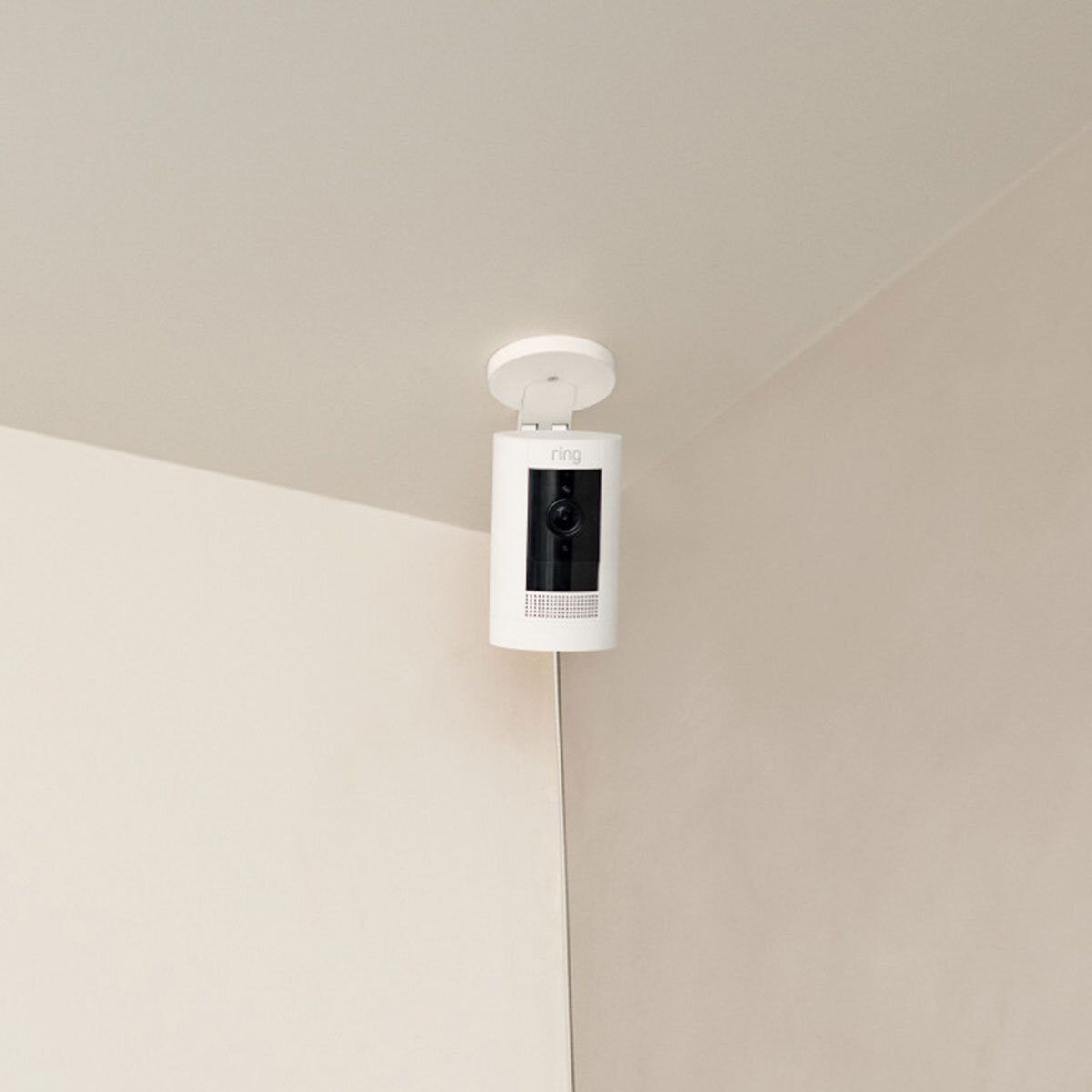 Ring Battery Stick Up Cam 3 Pack in White