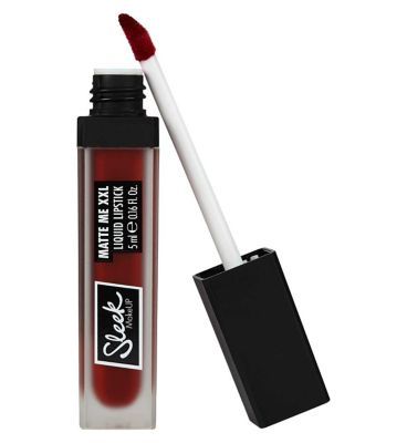 Sleek MakeUP Matte Me XXL Liquid Lipstick left on red