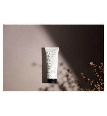 St Tropez Gradual Tan Classic Firming Lotion Light/Medium 200ml Make Up & Beauty Accessories Boots