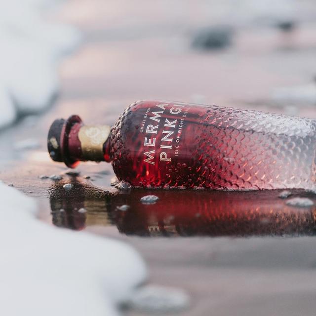 The Isle of Wight Distillery Mermaid Pink Gin   70cl GOODS M&S   