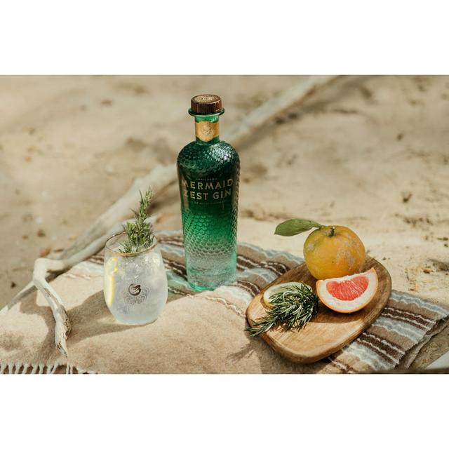 The Isle of Wight Distillery Mermaid Zest Gin    70cl GOODS M&S   