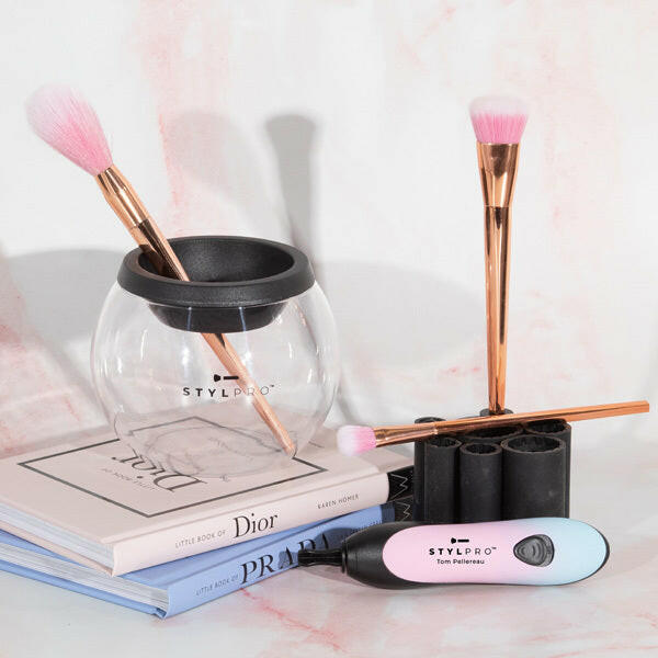 STYLPRO Makeup Brush Cleaner Gift Set - Bubblegum GOODS Superdrug   