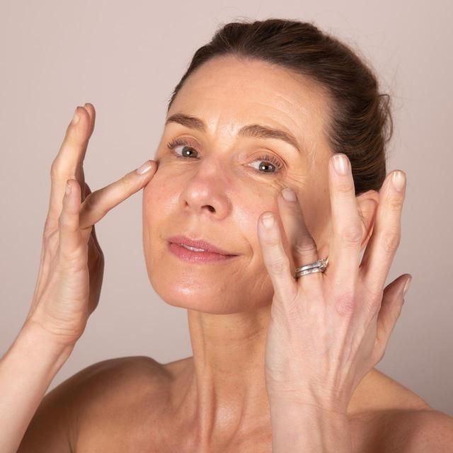 Balance Me Vitamin C Brightening Eye Serum   15ml - McGrocer