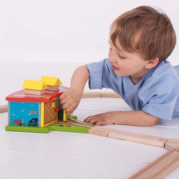 Bigjigs Rail Triple Engine Shed - McGrocer