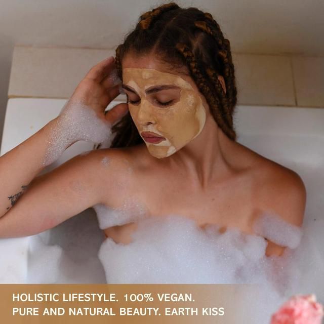 Earth Kiss Super Naturals Kombucha &amp;amp; Turmeric Detoxifying Clay Face Mask