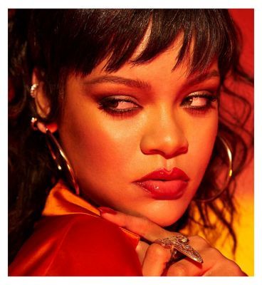 Fenty Beauty Gloss Bomb Heat Lip Luminizer and Plumper