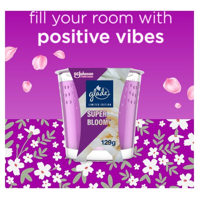Glade Scented Candle Superbloom   129g