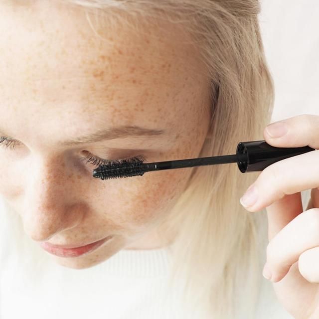 Green People Organic Mascara Volumising Brown   7ml