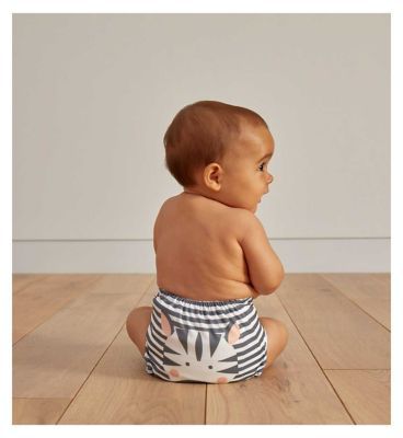 Kit &amp;amp; Kin Reusable Cloth Nappy (Zebra Design)