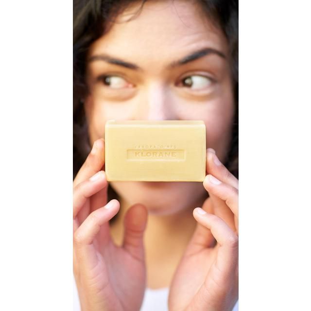 Klorane Nourishing Solid Shampoo Bar with Mango for Dry Hair   80g