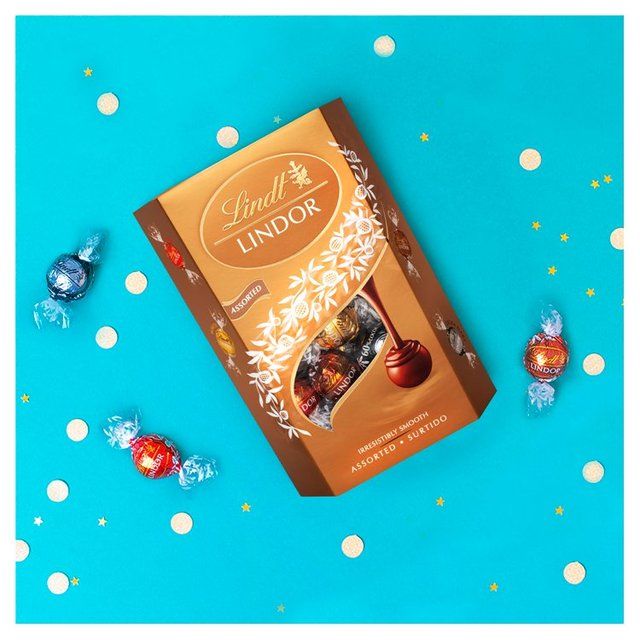 Lindt Lindor Assorted Truffles   337g