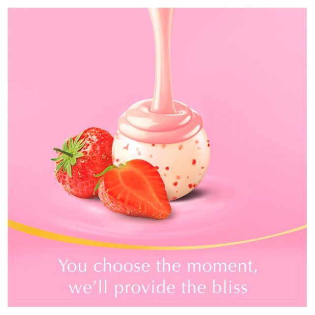 Lindt Lindor Strawberries &amp;amp; Cream Chocolate Truffles   200g