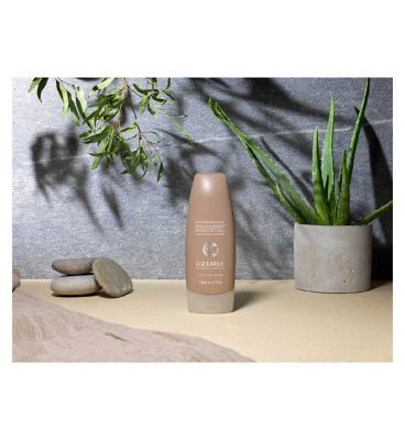 Liz Earle Mens Face and Body Wash 200ml