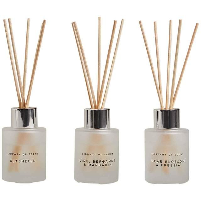 M&amp;amp;S Library of Scent Set of 3 Mini Diffusers White   3 per pack