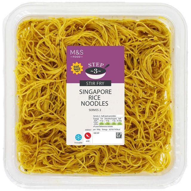 M&amp;amp;S Singapore Rice Noodles   300g