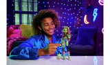 Monster High Venus McFlytrap Doll with Pet Cat &amp;amp; Accessories