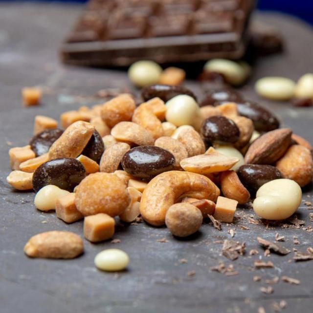 Mr Filbert's Salted Caramel Chocolate &amp;amp; Nut Mix   75g